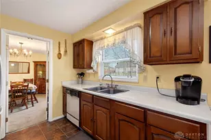 808 Fairgrove Way, Trotwood, OH 45426 - Photo 15