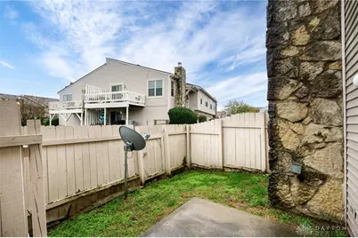 2389 Fieldstone Circle, Fairborn, OH 45324 - Photo 31