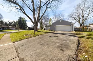 7897 Millerton Dr, Dayton, OH 45459 - Photo 5