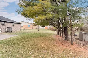 619 Overla Blvd, Englewood, OH 45322 - Photo 5