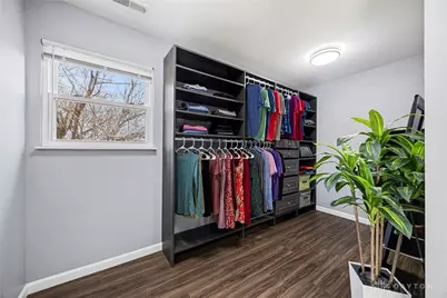 141 Saundra Court, Dayton, OH 45430 - Photo 17