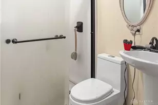 842 Alameda Ave, Youngstown, OH 44510 - Photo 11