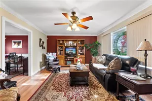 401 Zimmer Dr, Fairborn, OH 45324 - Photo 7