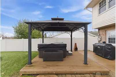 401 Zimmer Drive, Fairborn, OH 45324 - Photo 39