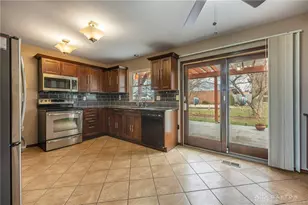 6970 Prairie Rd, Springfield, OH 45502 - Photo 5