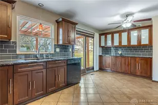 6970 Prairie Rd, Springfield, OH 45502 - Photo 9