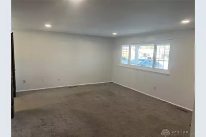 6508 Hemingway Road, Dayton, OH 45424 - Photo 7