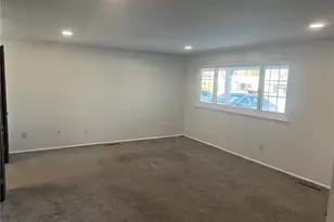 6508 Hemingway Rd, Dayton, OH 45424 - Photo 7