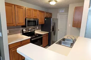 1820 Piper Ln, Dayton, OH 45440 - Photo 3