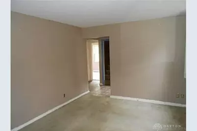 1516 Shaftesbury, Dayton, OH 45406 - Photo 5