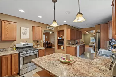 11591 Lower Valley Pike, Medway, OH 45341 - Photo 13