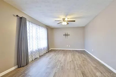 6412 Rosecrest Drive, Butler Twp, OH 45414 - Photo 5