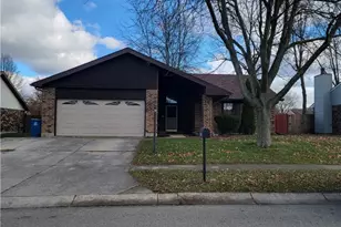 8940 Willowgate Ln, Huber Heights, OH 45424 - Photo 1