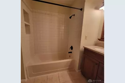 8940 Willowgate Lane, Huber Heights, OH 45424 - Photo 13