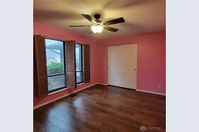 8940 Willowgate Lane, Huber Heights, OH 45424 - Photo 17