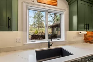 5561 Benner Rd, Miamisburg, OH 45342 - Photo 15