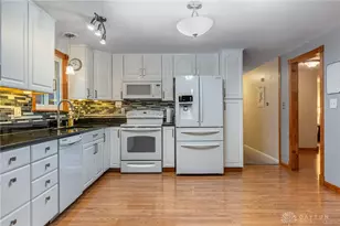 712 Rockhill Ave, Kettering, OH 45429 - Photo 9