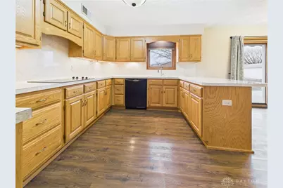 126 Royal Oaks Drive, Greenville, OH 45331 - Photo 5