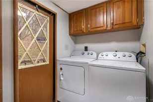 10671 Green Apple Rd, Miamisburg, OH 45342 - Photo 11