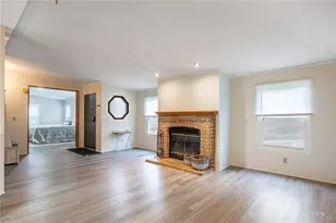 10671 Green Apple Rd, Miamisburg, OH 45342 - Photo 3