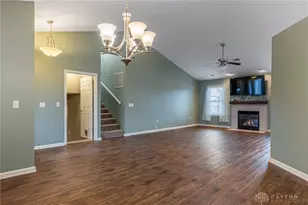 4810 Belmont Pl, Huber Heights, OH 45424 - Photo 7