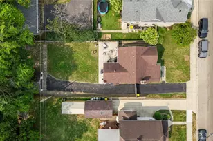 208 S Wolf Creek St, Brookville, OH 45309 - Photo 29