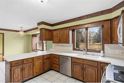 9644 Bridlewood Trail, Dayton, OH 45458 - Photo 17