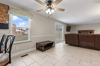 4901 Wakeview Court, Dayton, OH 45424 - Photo 13