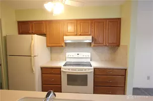 1420 Lake Pointe Way, Centerville, OH 45459 - Photo 7