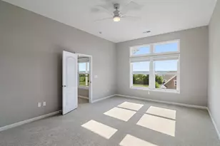 407 Bandon Dunes Ct, Turtlecreek Twp, OH 45036 - Photo 15