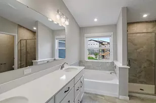 407 Bandon Dunes Ct, Turtlecreek Twp, OH 45036 - Photo 17