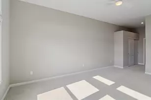 407 Bandon Dunes Ct, Turtlecreek Twp, OH 45036 - Photo 13