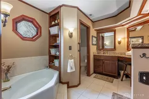 5018 Lausanne Dr, Dayton, OH 45458 - Photo 35