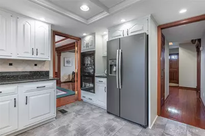 5018 Lausanne Drive, Dayton, OH 45458 - Photo 13