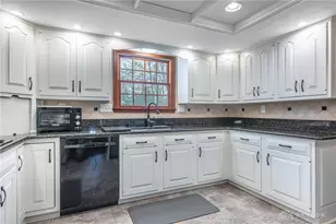 5018 Lausanne Dr, Dayton, OH 45458 - Photo 11