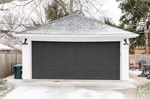 215 East Dr, Oakwood, OH 45419 - Photo 61