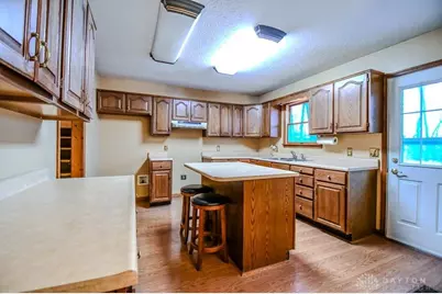 3500 Cassandra Drive, Tipp City, OH 45371 - Photo 9