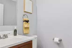 287 Bedford-Glen Ln, Springdale, OH 45246 - Photo 13