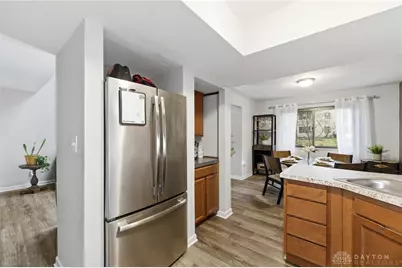 287 Bedford Glen Lane #27, Springdale, OH 45246 - Photo 11