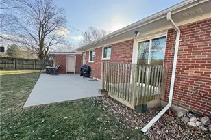 1900 N Belleview Dr, Bellbrook, OH 45305 - Photo 17