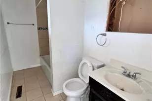 5572 Shady Oak St, Huber Heights, OH 45424 - Photo 15