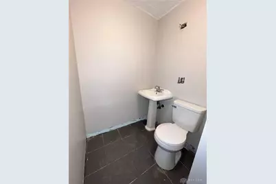 5572 Shady Oak Street, Huber Heights, OH 45424 - Photo 13