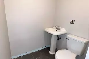 5572 Shady Oak St, Huber Heights, OH 45424 - Photo 13