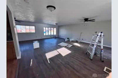 5572 Shady Oak Street, Huber Heights, OH 45424 - Photo 9