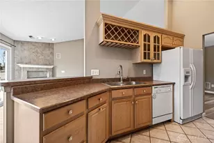 121 Union Ridge Dr, Englewood, OH 45322 - Photo 9