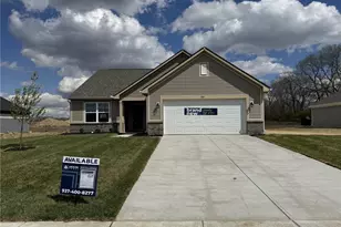 1704 Chevington Chase, Tipp City, OH 45371 - Photo 17