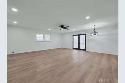 709 N Eppington Drive, Dayton, OH 45426 - Photo 5