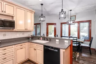 513 Arlington Woods Dr, Brookville, OH 45309 - Photo 23