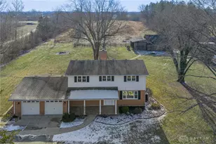 222 E Social Row Rd, Washington Twp, OH 45458 - Photo 39