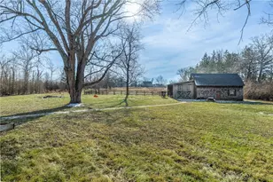 222 E Social Row Rd, Washington Twp, OH 45458 - Photo 31